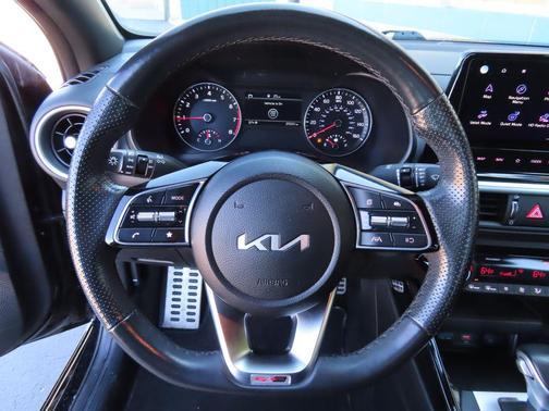 Aurora Black 2023 Kia Forte GT-Line