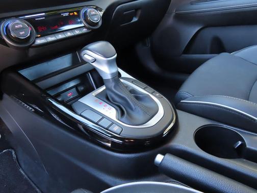 Aurora Black 2023 Kia Forte GT-Line