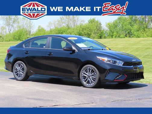 Aurora Black 2023 Kia Forte GT-Line