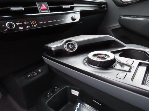 2025 Kia EV6 Wind