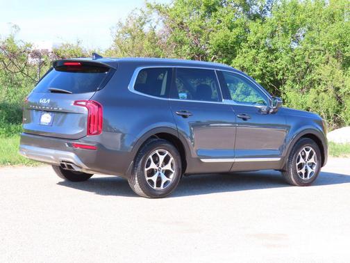 Gravity Grey 2022 Kia Telluride EX