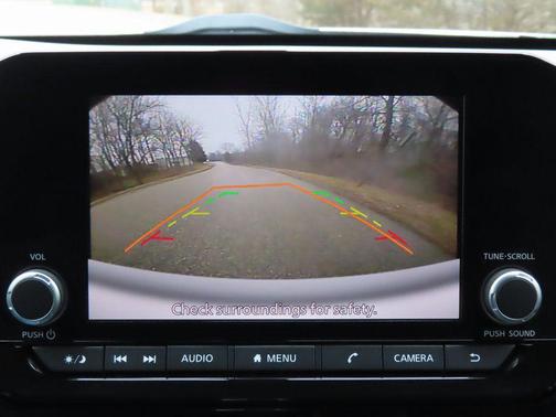 2025 Nissan Pathfinder SV 4WD