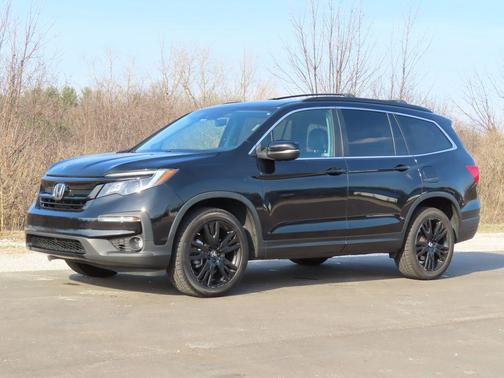Crystal Black Pearl 2021 Honda Pilot AWD Special Edition