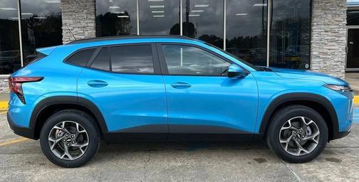 Marina Blue Metallic 2026 Chevrolet Trax LT