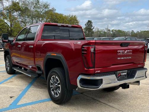 2026 GMC Sierra 3500 SLT