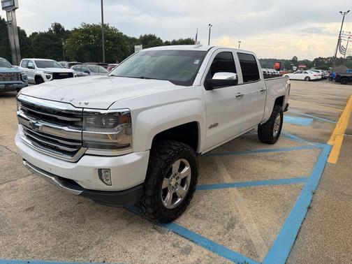 Iridescent Pearl Tricoat 2016 Chevrolet Silverado 1500 High Country