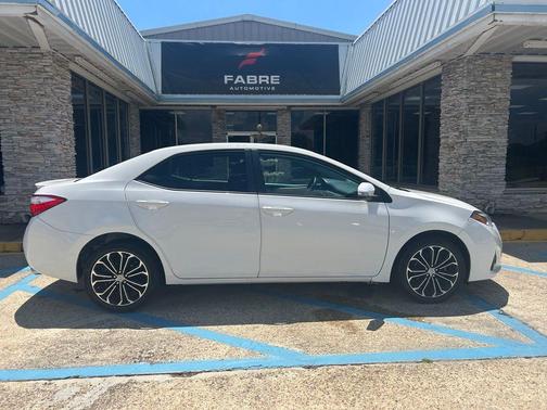 Super White 2014 Toyota Corolla S Plus