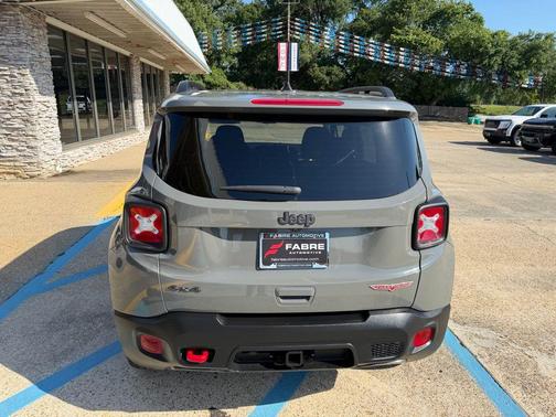 Sting-Gray Clearcoat 2022 Jeep Renegade Trailhawk