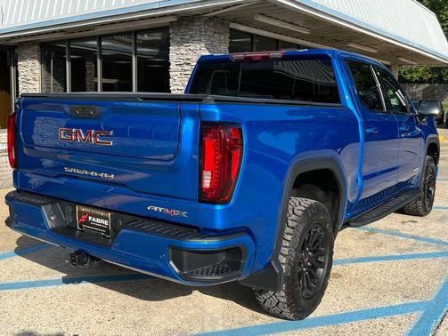 2023 GMC Sierra 1500 AT4X