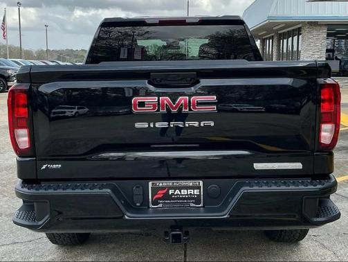 Onyx Black 2026 GMC Sierra 1500 Elevation