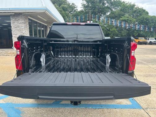 Black 2026 Chevrolet Silverado 1500 Custom