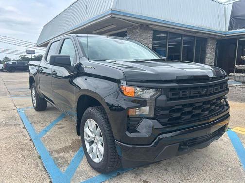 Black 2026 Chevrolet Silverado 1500 Custom