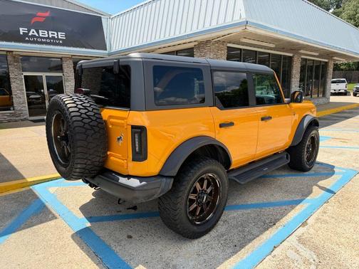 Orange Metallic 2022 Ford Bronco Badlands