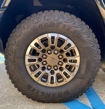 Void Black 2025 GMC HUMMER EV Pickup 3X