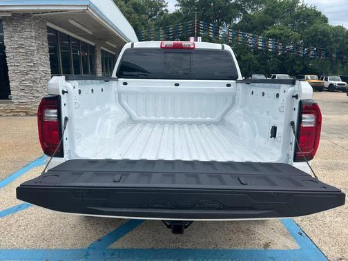 Summit White 2026 GMC Canyon Elevation