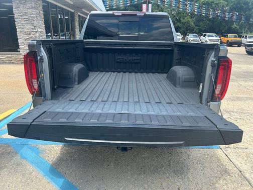 Sterling Metallic 2024 GMC Sierra 1500 SLT