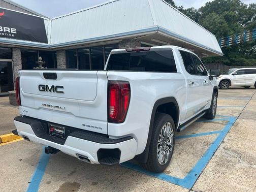 Glacier White Tricoat 2026 GMC Sierra 1500 Denali Ultimate