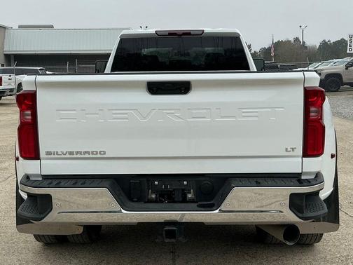 2025 Chevrolet Silverado 3500 LT