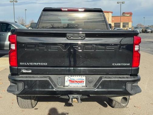 2024 Chevrolet Silverado 2500 Custom