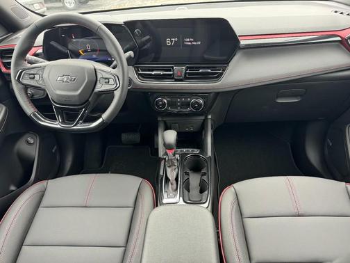 Sterling Gray Metallic 2026 Chevrolet Trailblazer RS