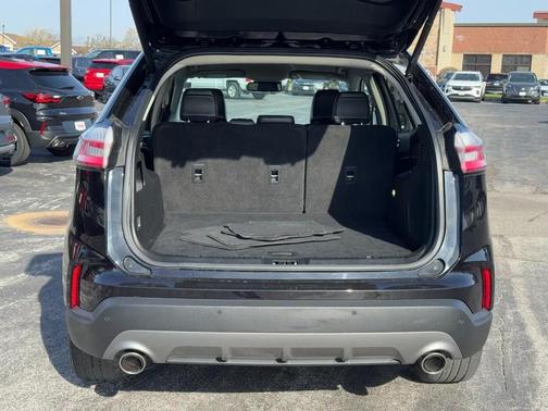 Black Metallic 2024 Ford Edge Titanium