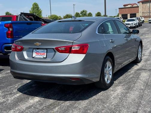 Sterling Gray Metallic 2025 Chevrolet Malibu FWD 1LT