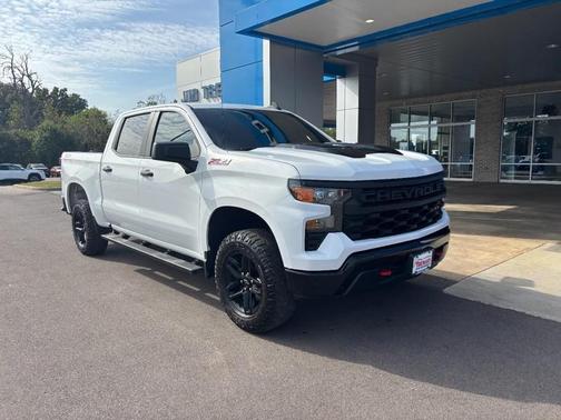 2022 Chevrolet Silverado 1500 Custom Trail Boss