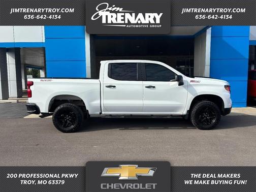 2022 Chevrolet Silverado 1500 Custom Trail Boss