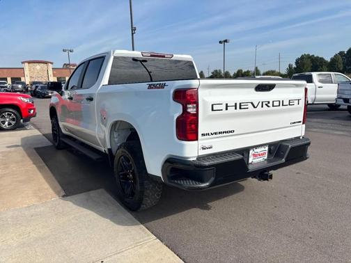 2022 Chevrolet Silverado 1500 Custom Trail Boss