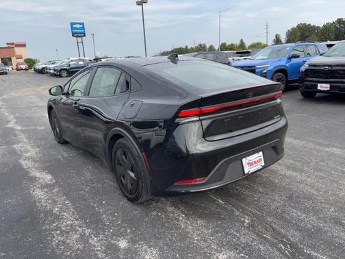 2024 Toyota Prius LE