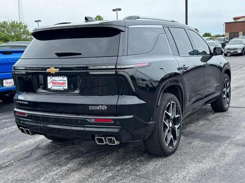 Mosaic Black Metallic 2025 Chevrolet Traverse High Country