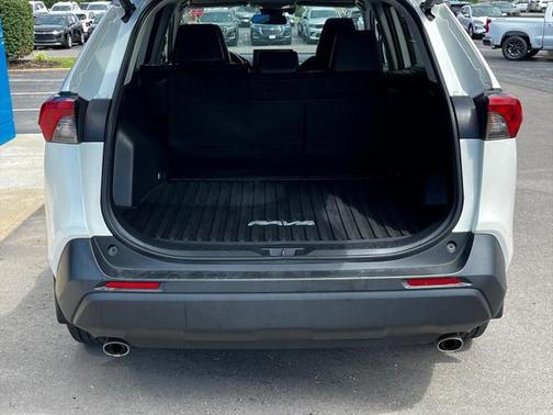 2021 Toyota RAV4 Hybrid XLE Premium