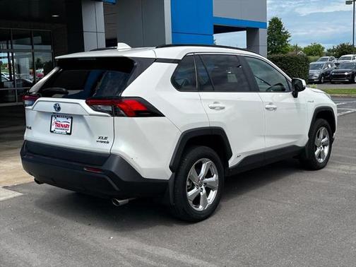 2021 Toyota RAV4 Hybrid XLE Premium