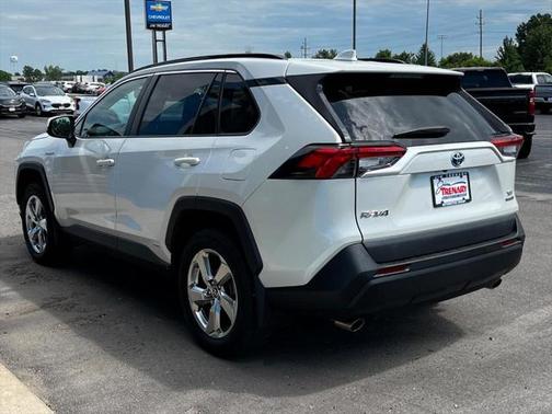 2021 Toyota RAV4 Hybrid XLE Premium