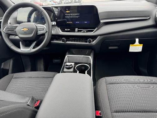 Radiant Red Tintcoat 2026 Chevrolet Equinox 1LT