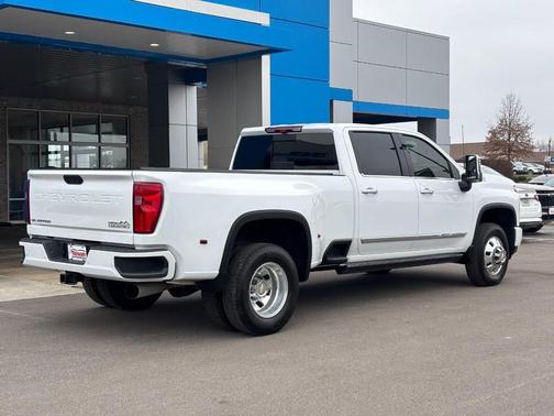 2024 Chevrolet Silverado 3500 High Country