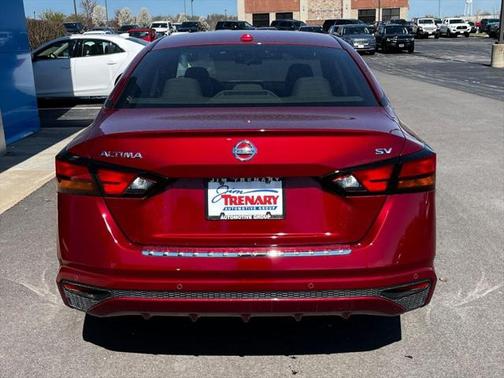 2022 Nissan Altima 2.5 SV