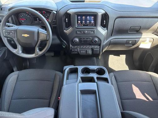 2025 Chevrolet Silverado 2500 Custom