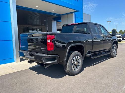 2025 Chevrolet Silverado 2500 Custom