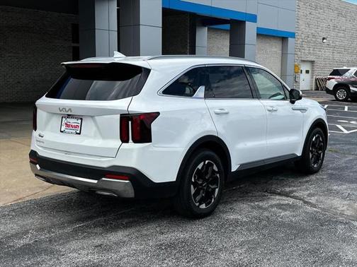 2024 Kia Sorento S