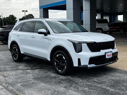 2024 Kia Sorento S