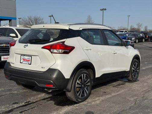 2020 Nissan Kicks SV