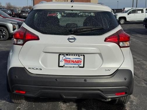 2020 Nissan Kicks SV