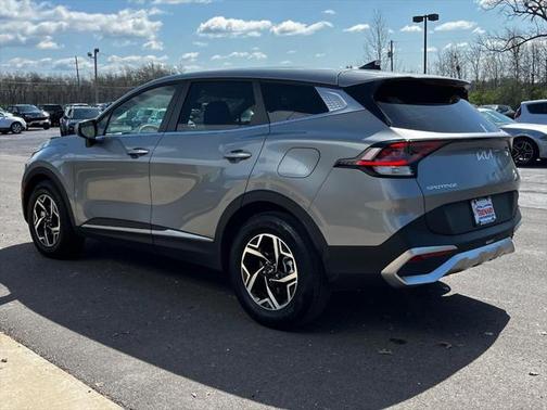 2024 Kia Sportage LX