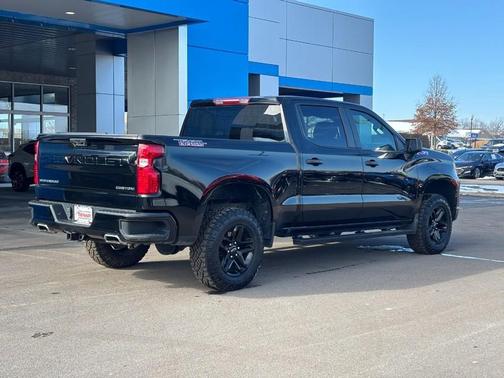 2022 Chevrolet Silverado 1500 Custom Trail Boss