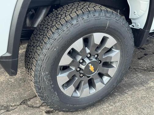 2026 Chevrolet Silverado 2500 Custom