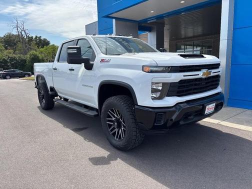 2025 Chevrolet Silverado 2500 Custom