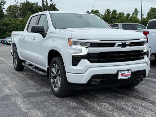 Summit White 2026 Chevrolet Silverado 1500 RST