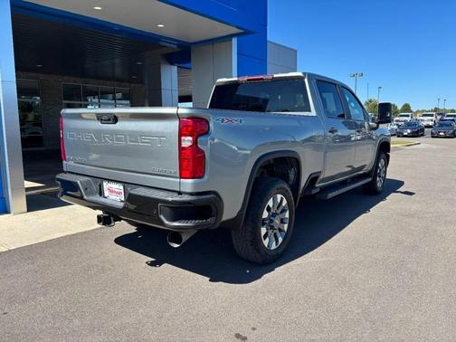 2024 Chevrolet Silverado 2500 Custom