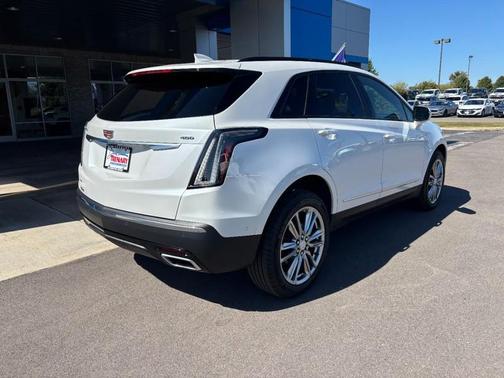 2025 Cadillac XT5 Sport